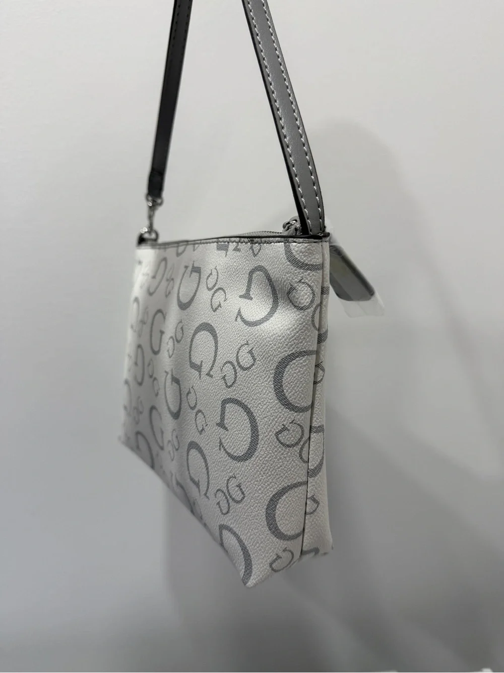 Guess White & Gray Logo Shoulder Bag - Picture 3 of 5